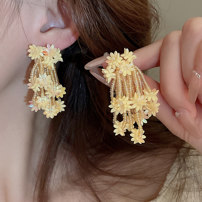 Silver needle yellow flower tassel stud earrings, super fairy-like spring and summer sweet earrings, fashionable, light luxury and high-end earrings for women pic 8