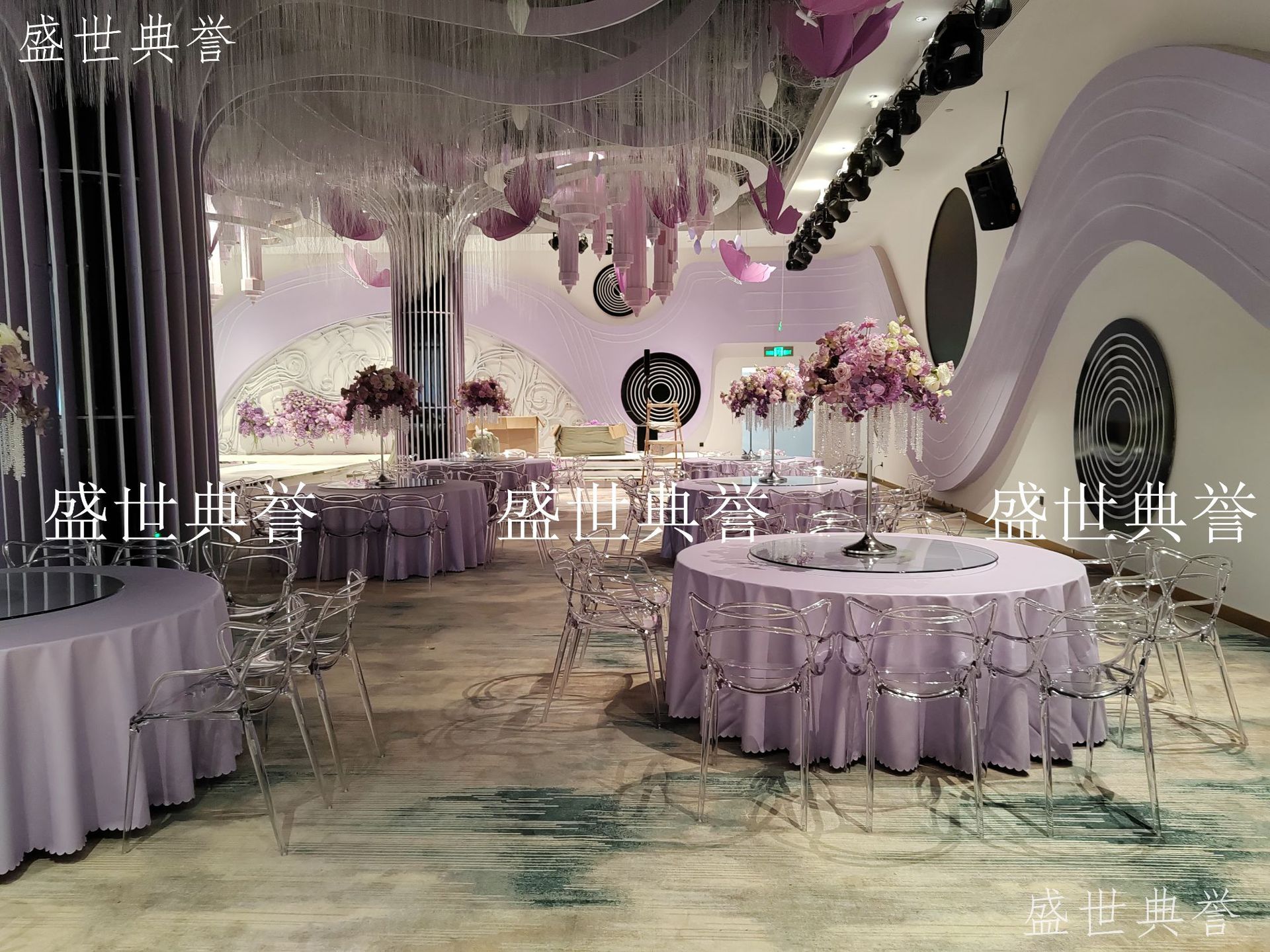 Shenzhen manufacturer direct sales outdoor wedding acrylic crystal chairs, hotel wedding banquet transparent chairs, theme wedding cat-ear chairs pic 14