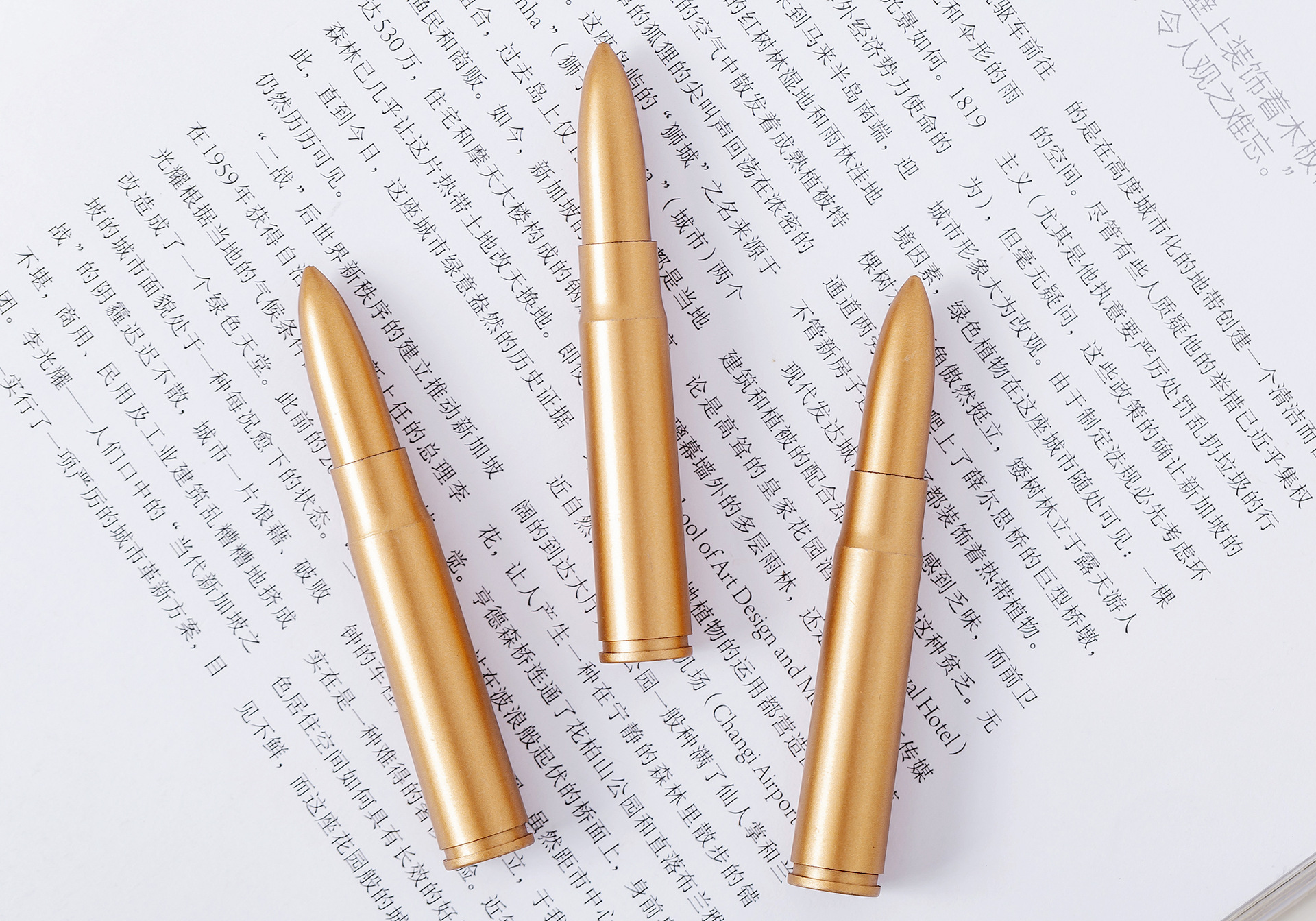 R Creative Shape Ballpoint Pen Blue 0.5mm student creative Ballpoint Pen Wholesale manufacturer pic 9