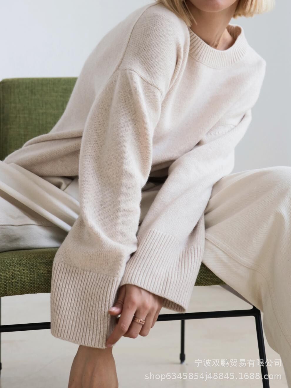 秋冬跨境俄罗斯爆款女装针织衫圆领纯色宽松毛衣欧美详情7