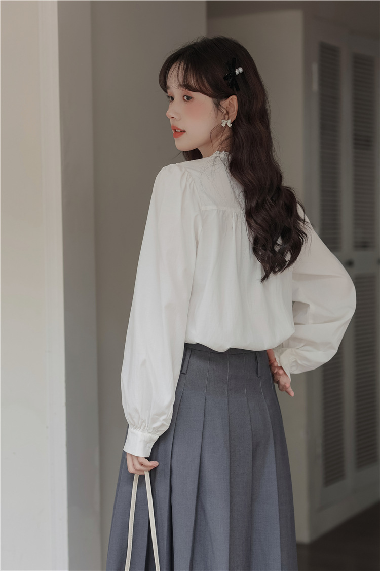 2024秋季新款韩版法式v领蕾丝衬衣女设计感褶皱长袖衬衫宽松上衣详情15