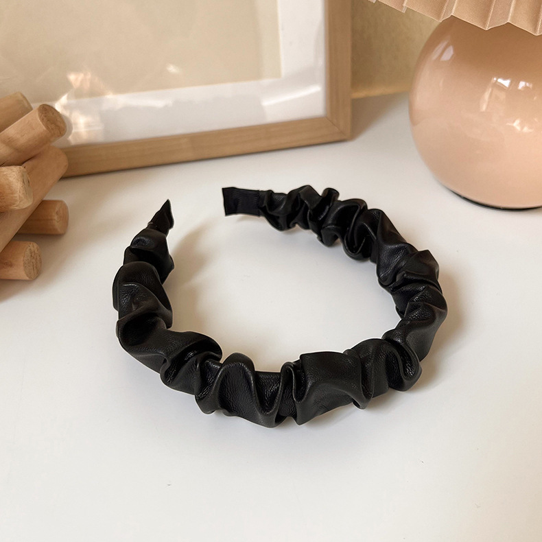 Retro leather pleated headband ~ Height-increasing PU leather Korean autumn and winter new headband, fashionable and simple, for women to slim their hair pic 14