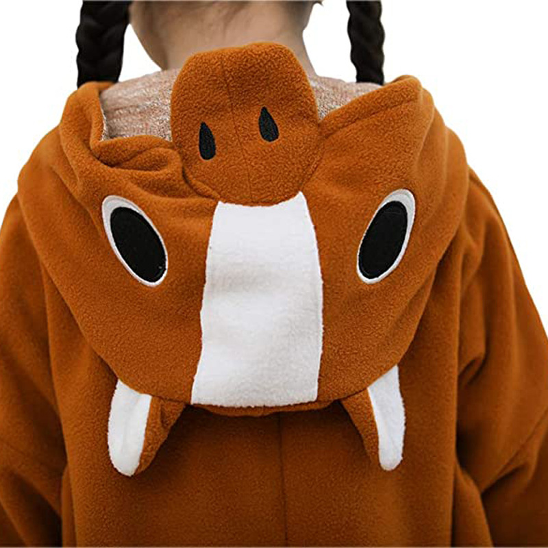 613eC6x4TrL._AC_UX679_