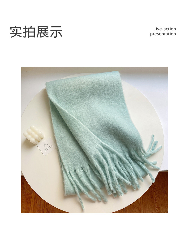 This winter Korean version of the export-oriented scarf is versatile. It features a thick and enlarged solid color shawl made of mohair, exuding a high-end and warm vibe pic 11