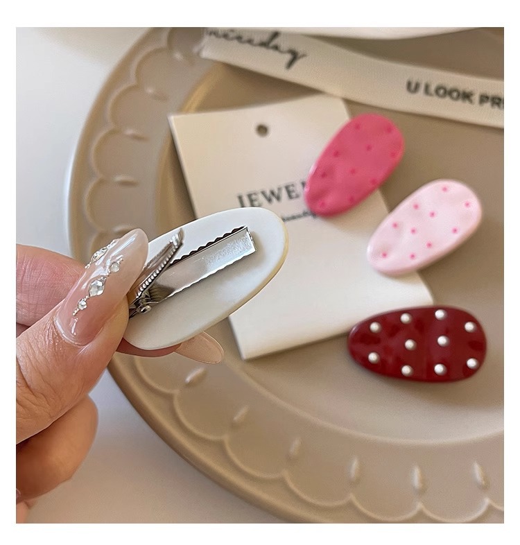 Korean-style polka dot bangs, small hair clips, sweet and cute girl, broken hair, duckbill clips, small forehead clips, headwear, side hair clips pic 11