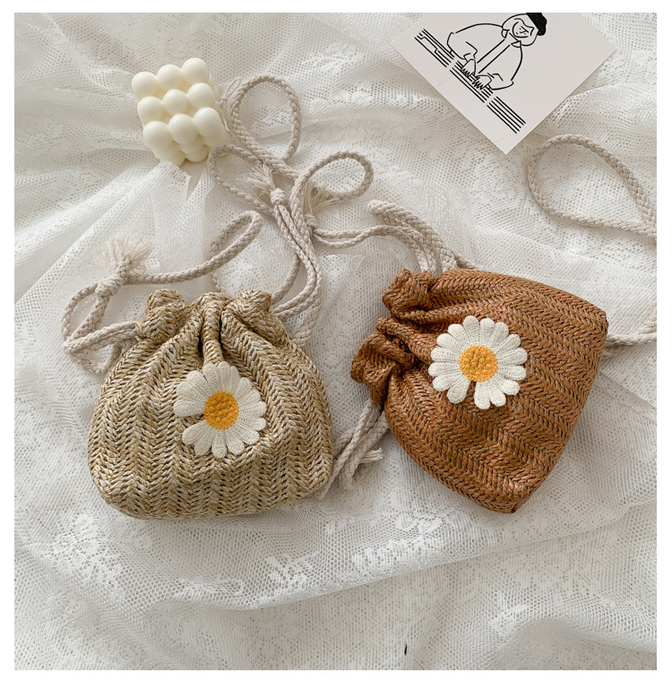 2021 new stylish drawstring bucket bag for women, Daisy woven bag, fashionable and compact mobile phone bag pic 24