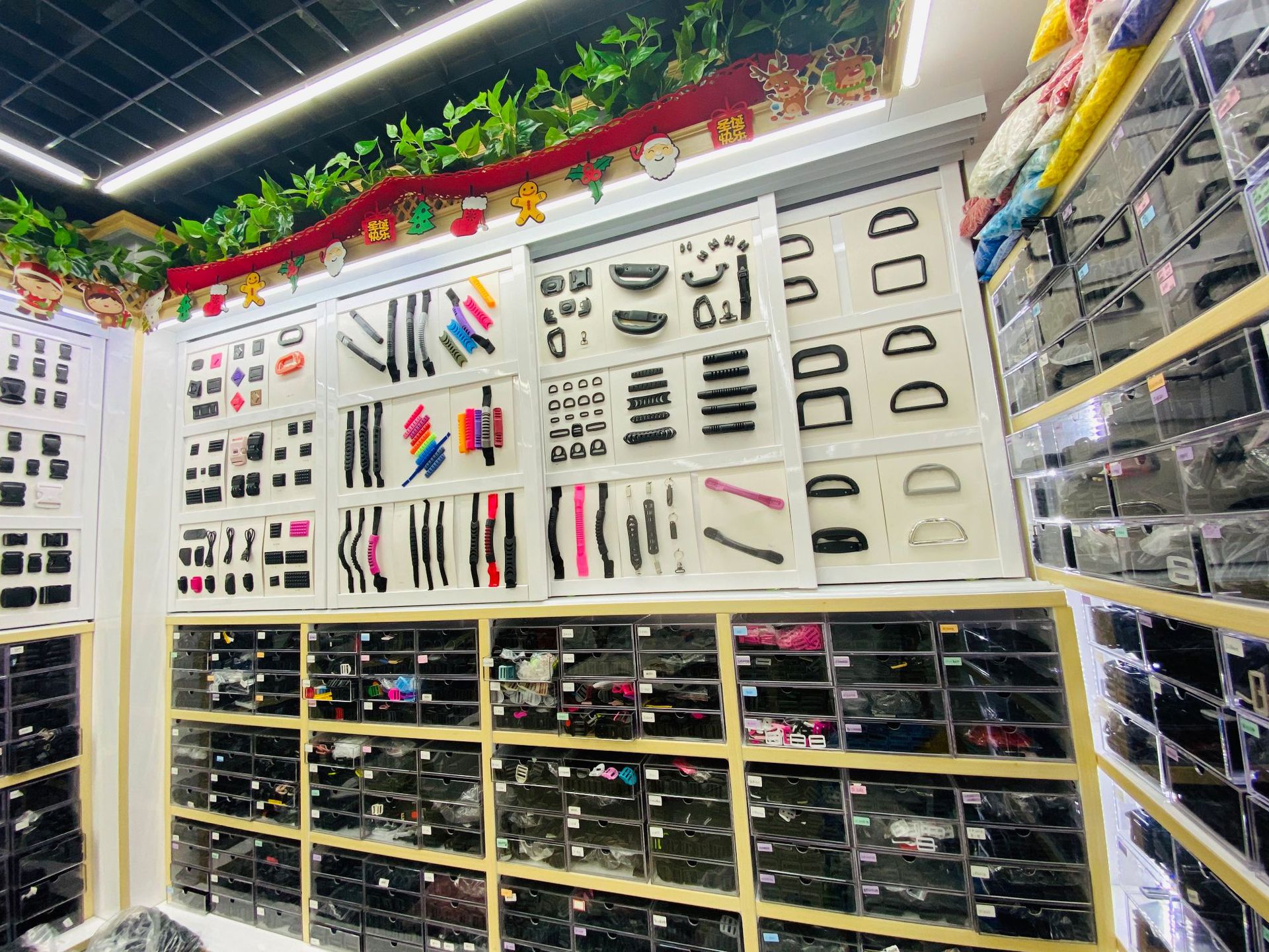 Pet plastic accessory clasp, cat clasp square three-position adjustable clasp square, ancient pet lock clasp, cute cat face clasp pic 6