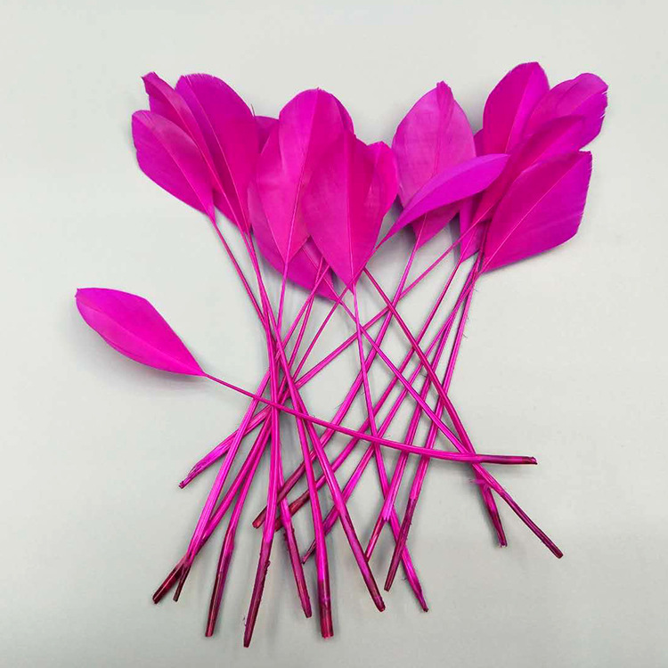 The manufacturer wholesales a large quantity of materials for decorative accessories such as large, colorful feather corsages and head flowers made of goose feathers pic 26
