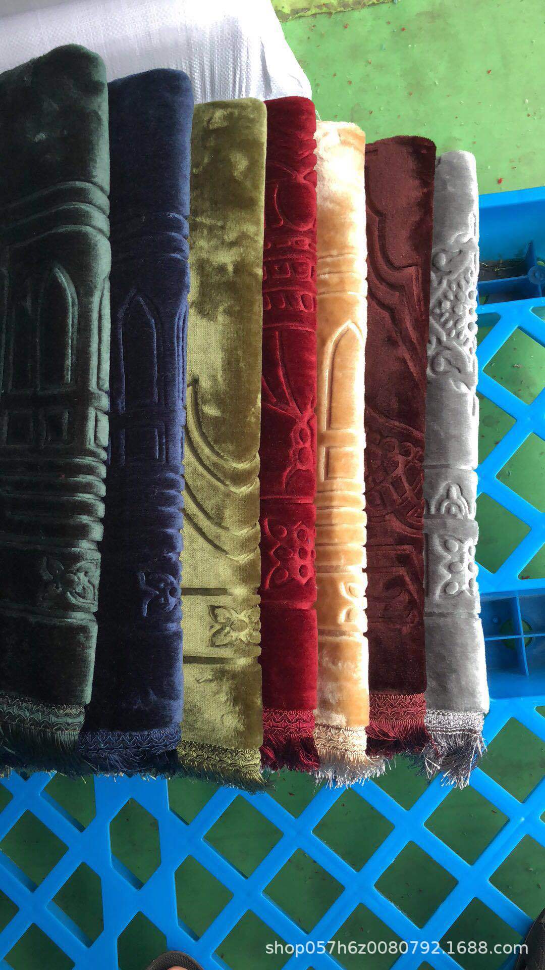 Muslim prayer blanket, Muslim prayer mat, Islamic prayer blanket, Middle East prayer blanket pic 6