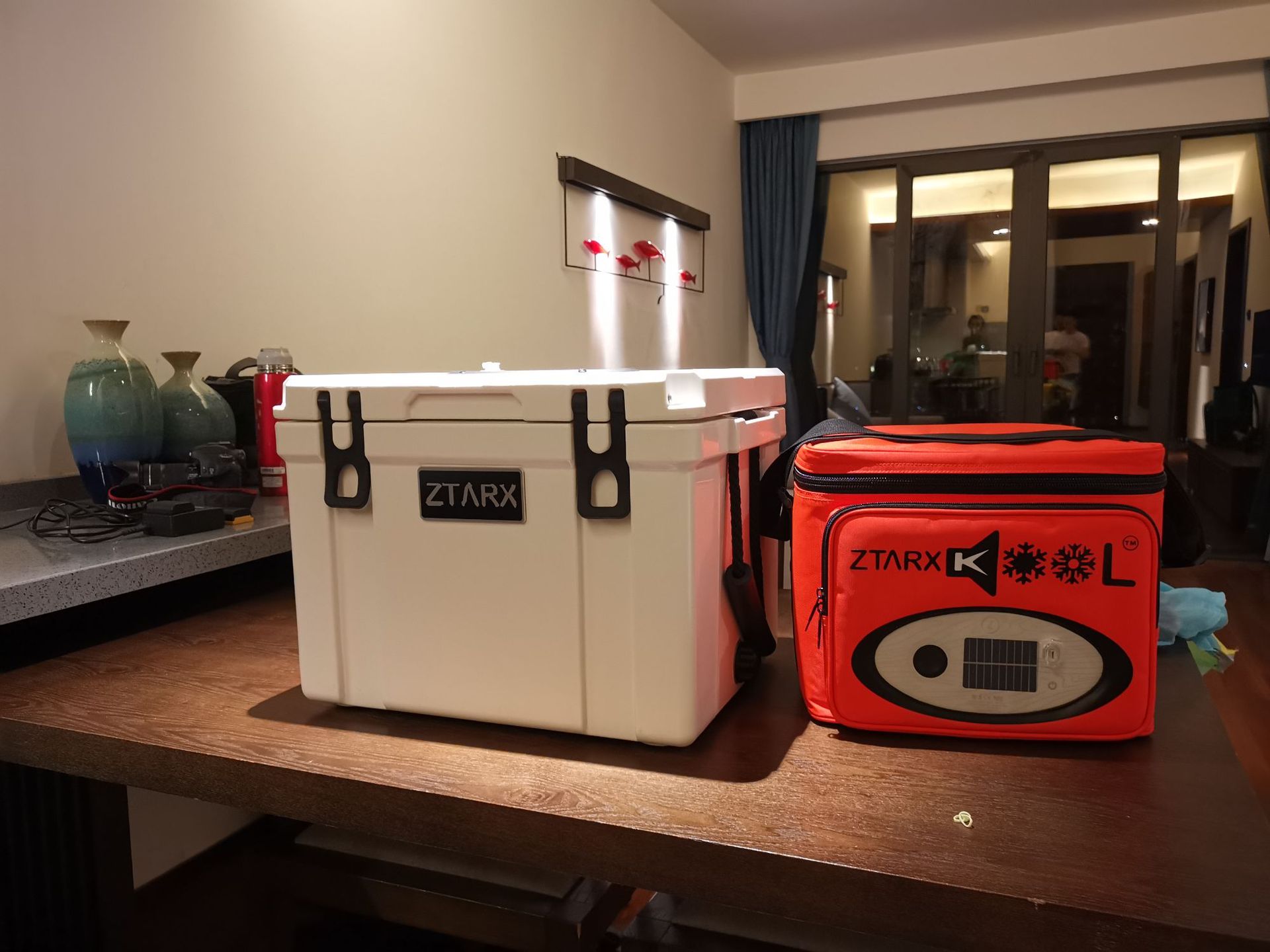 ZTARX Outdoor Picnic Bag, Solar charging, fresh-keeping ice pack, ice bag, LED Bluetooth speaker, double-shoulder picnic ice pack pic 10