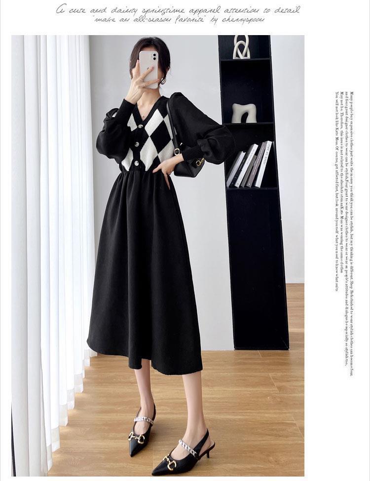 2022秋冬新款法式赫本风别致菱格v领针织拼接中长款收腰a字连衣裙详情11