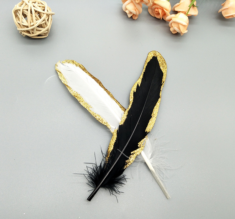 A large quill feather gift box with all-gold and all-silver feathers, paper card bookmarks and decorative quill pens pic 75