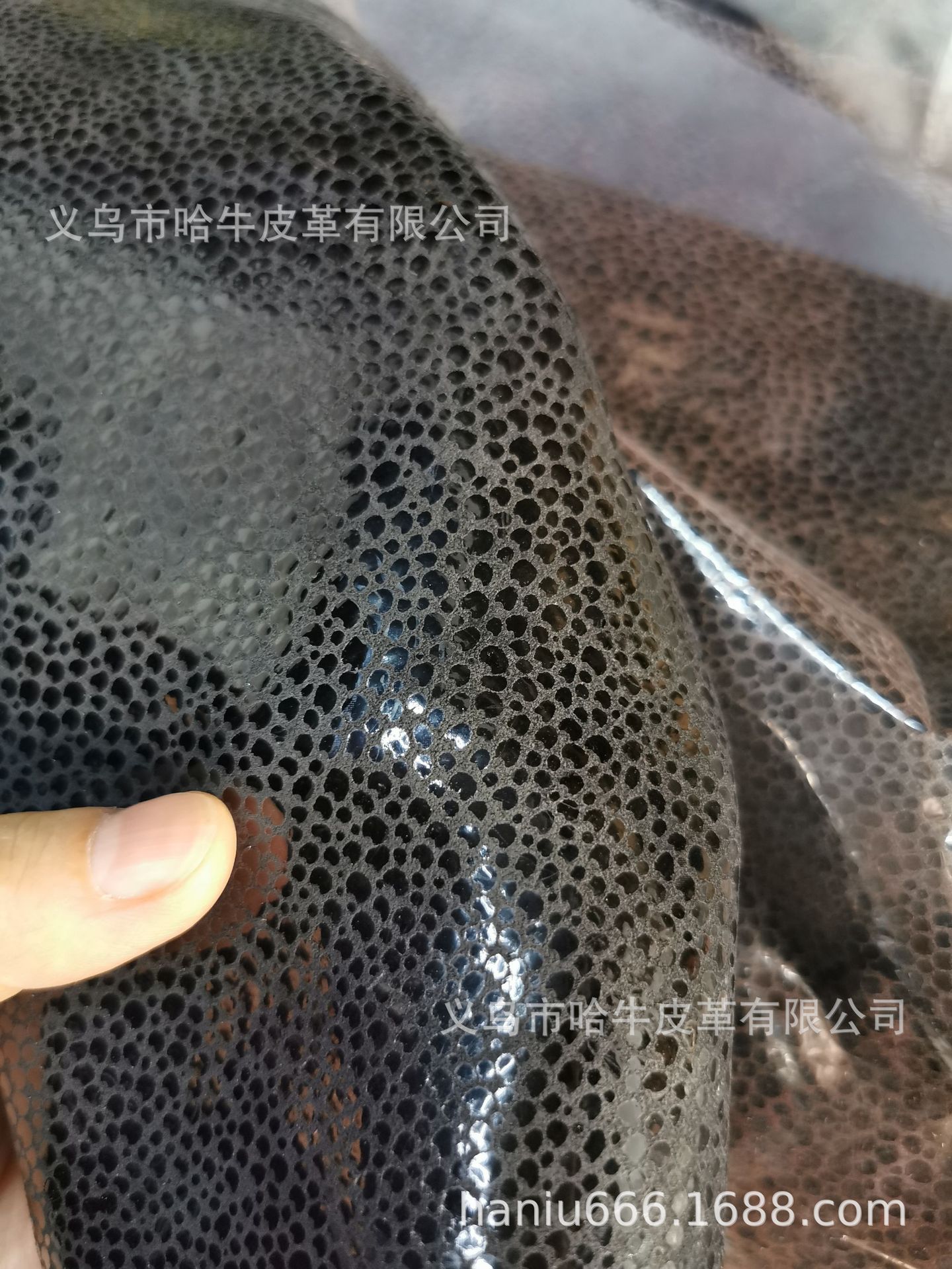 Hainiu genuine leather cowhide film can be custom-made in various colors, including small spot patterns, leopard patterns, cow patterns and thicknesses pic 5