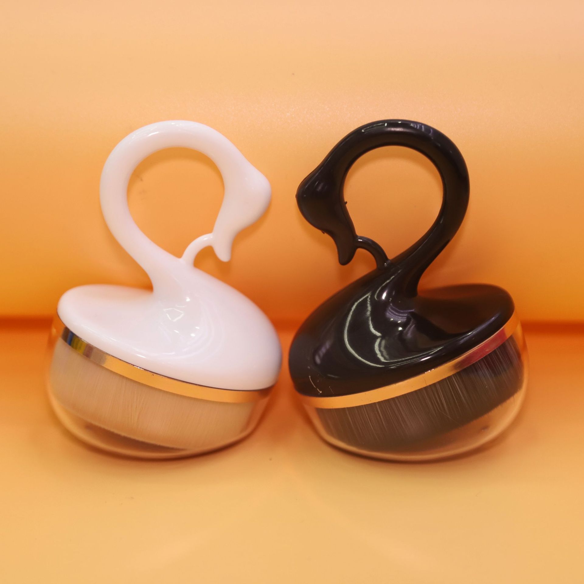 镜盒5支化妆刷套装便携款带镜子多功能散粉刷腮红刷美妆工具详情9