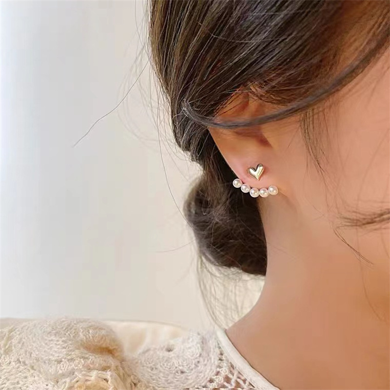 The S925 silver needle, a niche design, pearl heart-shaped stud earrings from Dongdaemun, South Korea, are trendy and versatile pic 49