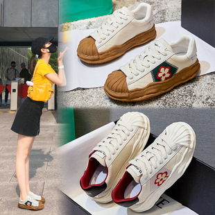 2024夏季新款女士真皮包头罗马凉鞋女休闲厚底猪笼鞋时尚编织女鞋详情3