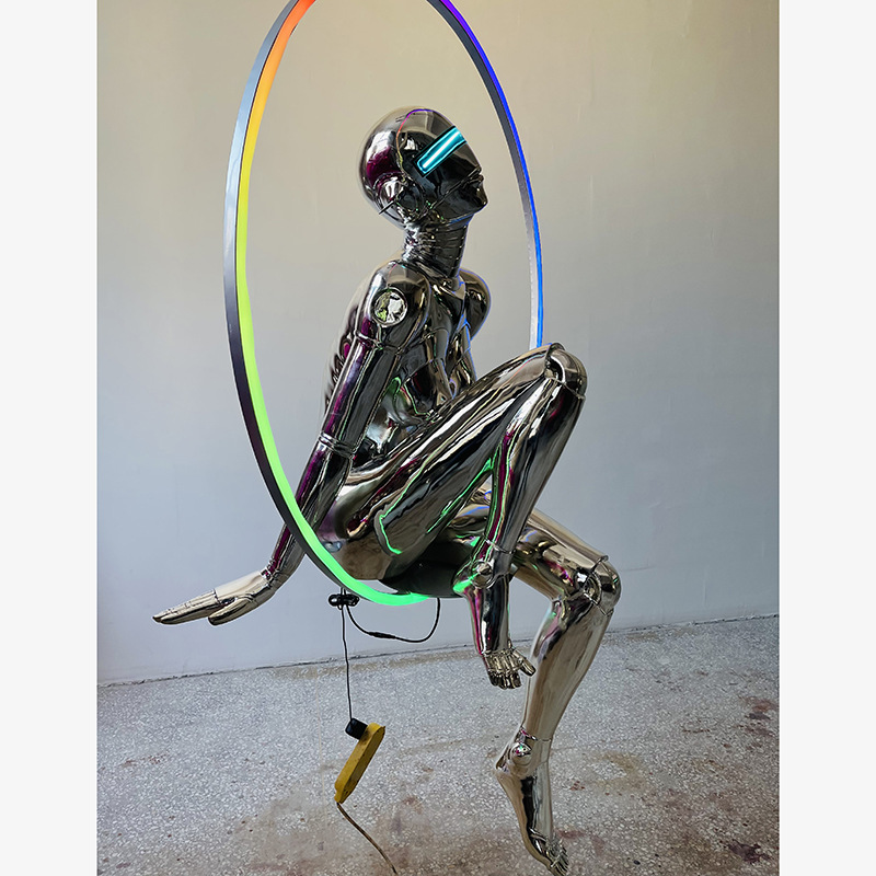 The electroplated Kongshanji light luxury living room floor-standing sculpture, the opening of the shopping mall, the moving-in gift, the craft display items, the trendy brand, and the decoration customers pic 5