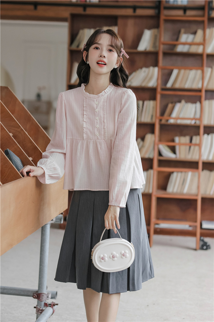 2023 Autumn new style sweet and fresh lantern sleeve lace patchwork round neck pullover long-sleeved striped doll shirt for women pic 11