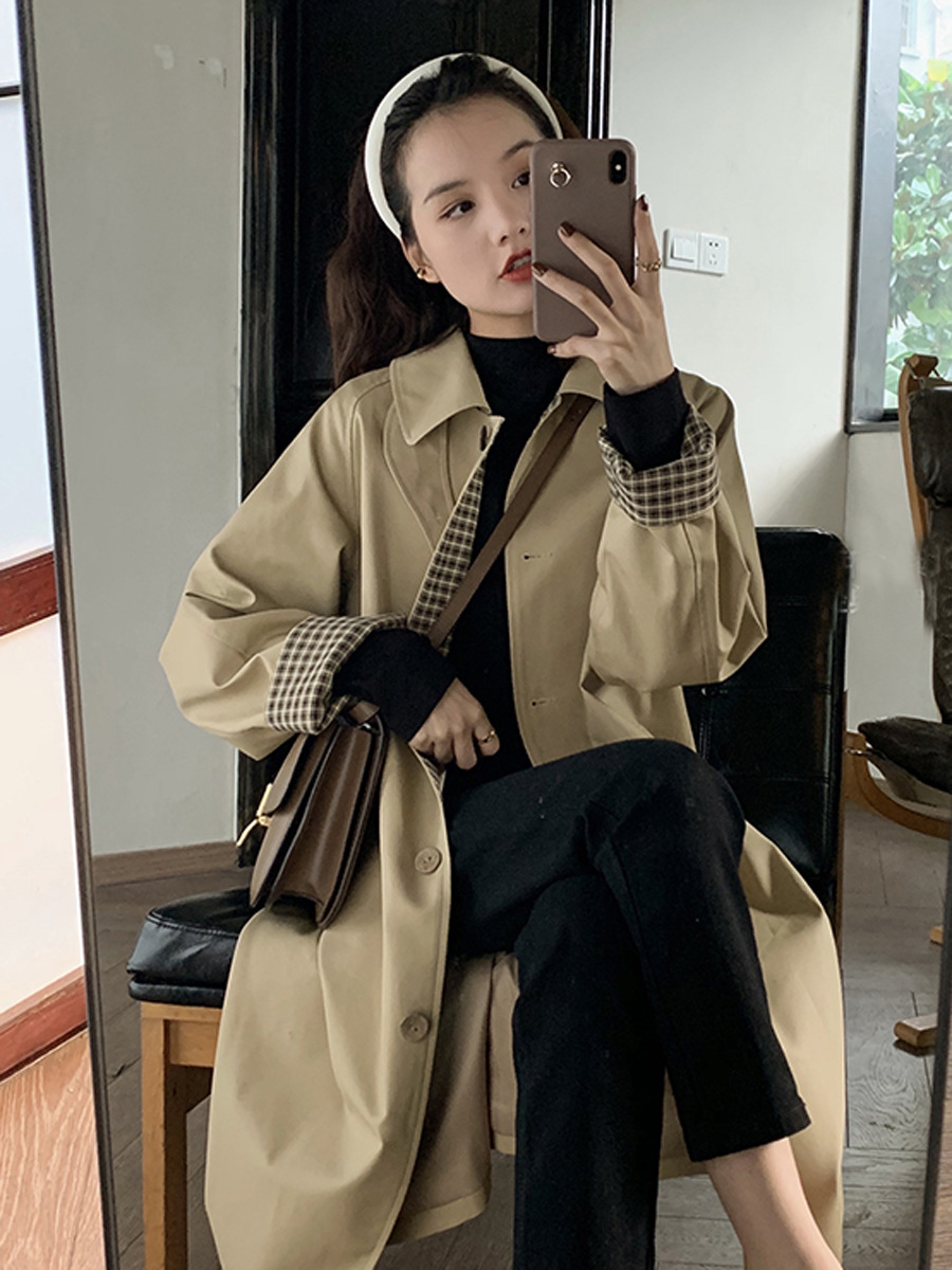 A new mid-length, petite Korean checkered chic windbreaker for women in the spring and autumn of 2022 pic 4