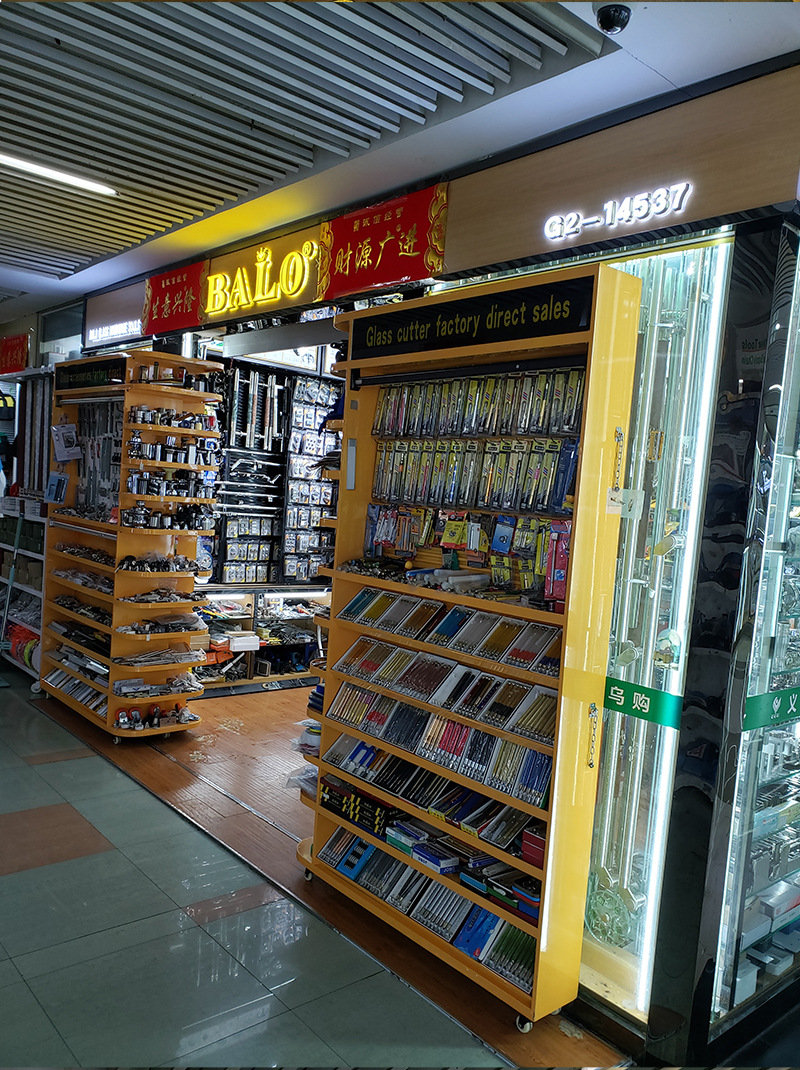 Glass knife for cutting glass tiles, floor marking, multi-functional manual oiling roller, glass knife, a magic tool for transforming glass pic 11