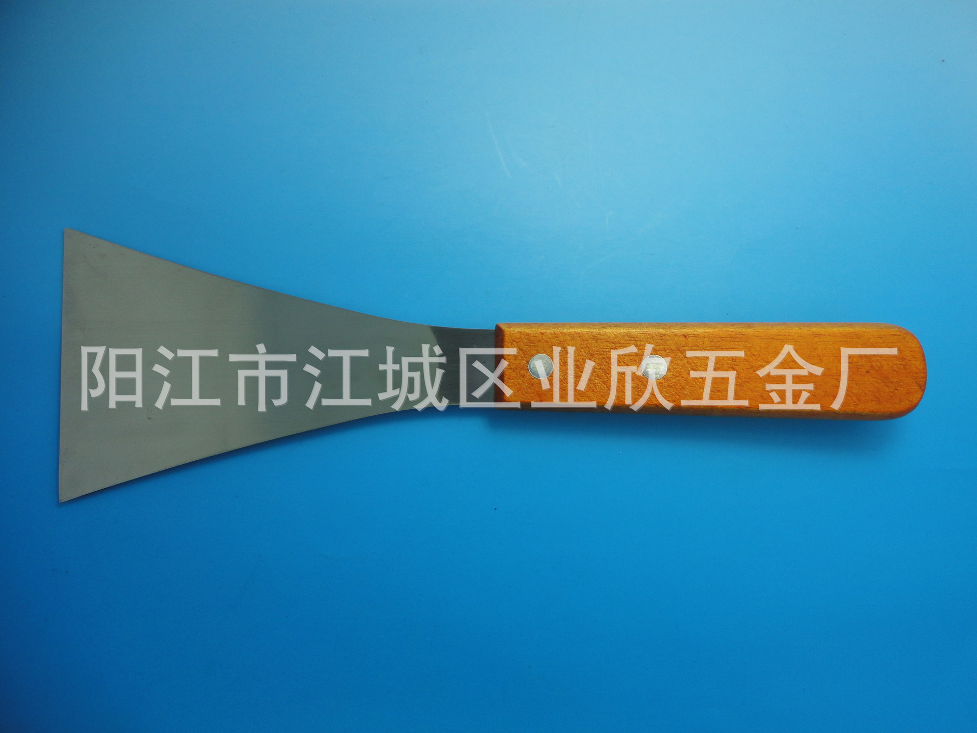 Yangjiang factory has 420 stainless steel mirror-finished triangular spatulas, pizza spatulas, baking tools and cake spatulas in stock pic 26