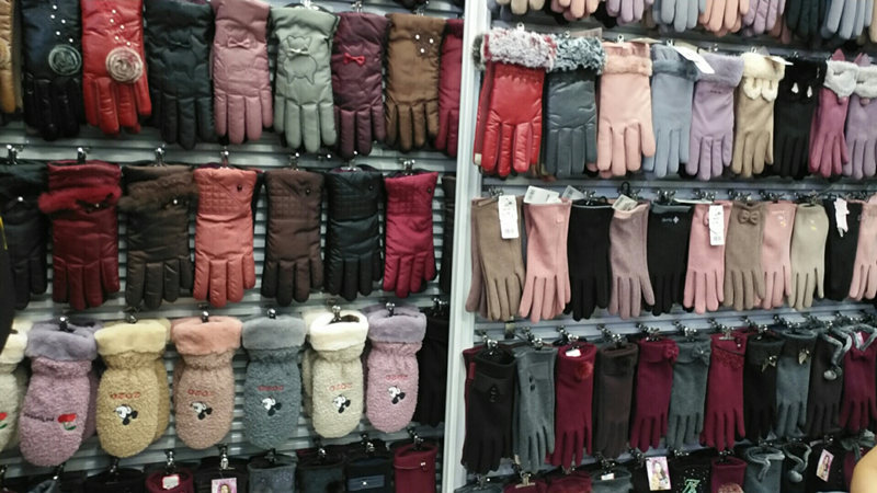 Winter thickened and fleece gloves, street stall, night market, wandering products, windproof, cycling, cold-proof and anti-slip cotton gloves pic 16