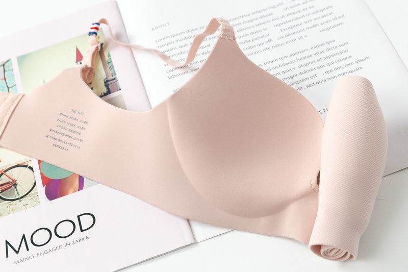 2022 One-piece sexy seamless small breast gathering underwear for women, thick cup without steel rings, adjustable bra cover for girls pic 17
