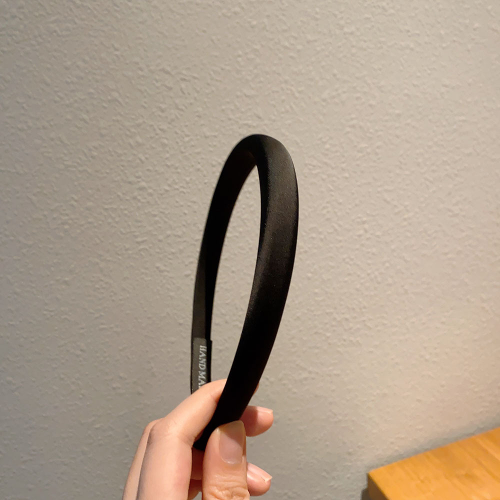 A light luxury and high-end satin fine-edge sponge hairband for women, a solid color high headband for the top of the head, a new trendy style in 2023 pic 30