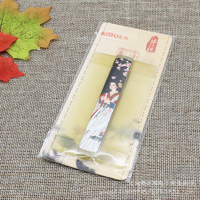 New plastic combs, fashionable printed combs, massage combs, daily necessities manufacturers, wholesale for foreign trade pic 27