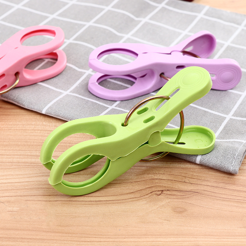 The manufacturer has in stock three sets of windproof clips, large quilt clips, sun-drying quilt clips and plastic coat clips pic 20