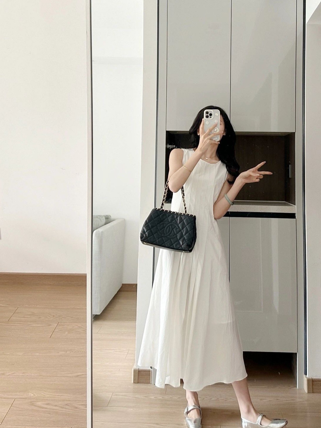 白色背心连衣裙女2024春夏新款韩版法式无袖收腰赫本风吊带长裙子详情5