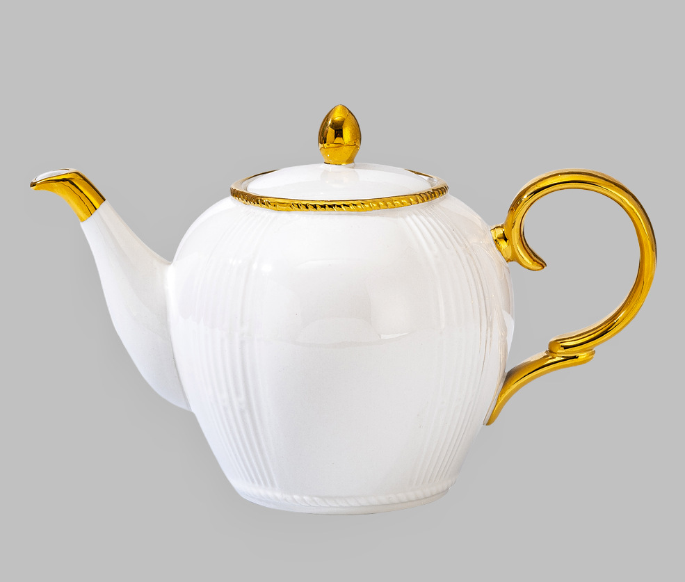 Wholesale of light luxury ceramic tableware sets, high-end gold-plated plates with gold edges pic 17