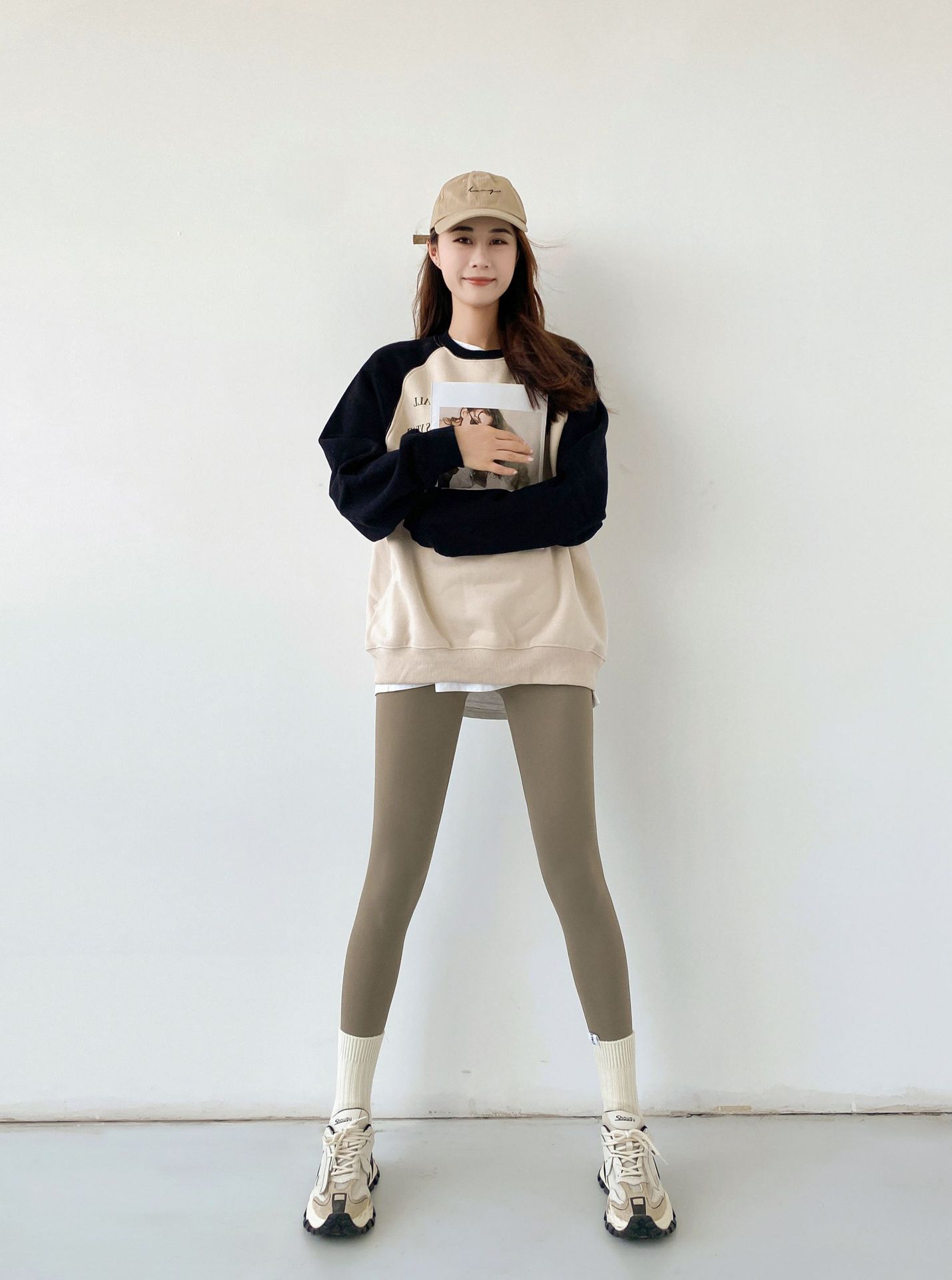 Wholesale of 2023 Spring and autumn tight-fitting high-waisted leggings, water-sparkling Barbie pants, a must-have for lifting buttocks, 9-inch pants, a one-piece replacement for women pic 14