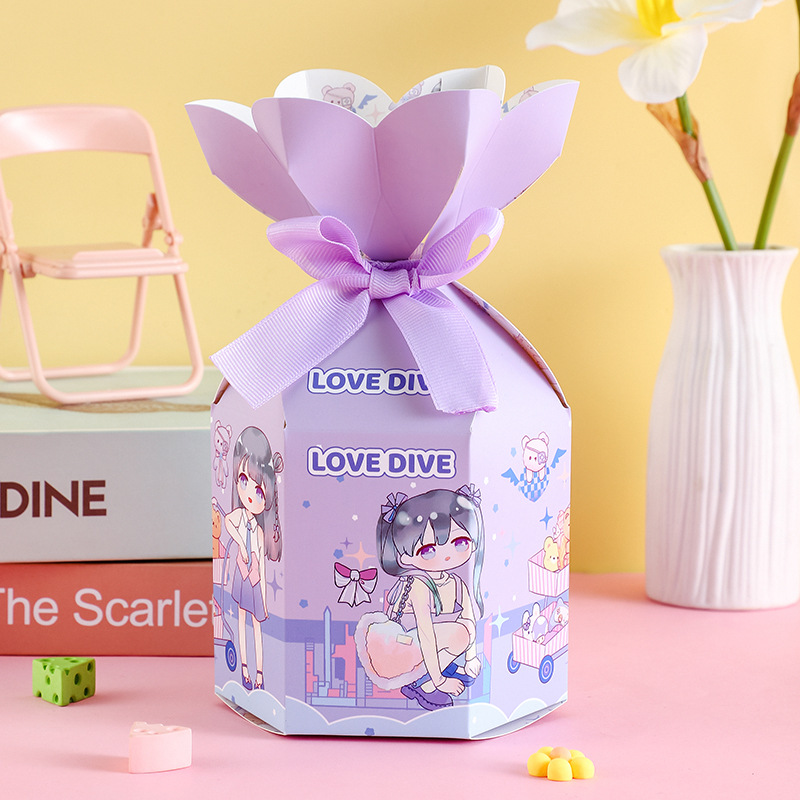 创意圣诞礼品盒手账小女孩平安夜礼品盒儿童生日礼物包装盒批发详情3