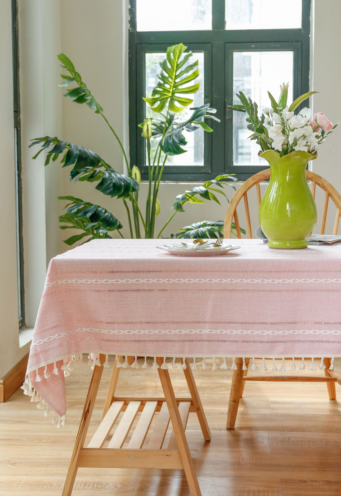 Cross-border retro country tablecloth, green hollowed-out decoration, cotton and linen tablecloth, embroidered decoration, party restaurant picnic mat pic 9