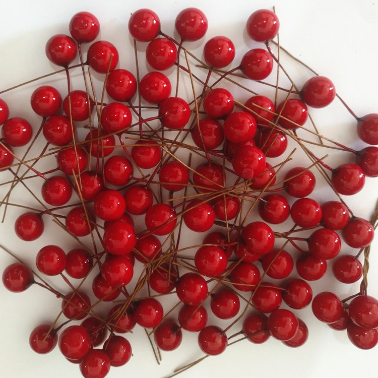 【12 Single-head Red Fruits 】 Artificial foam Christmas fruit small red fruits (100 pieces) Wholesale of Christmas supplies accessories pic 1