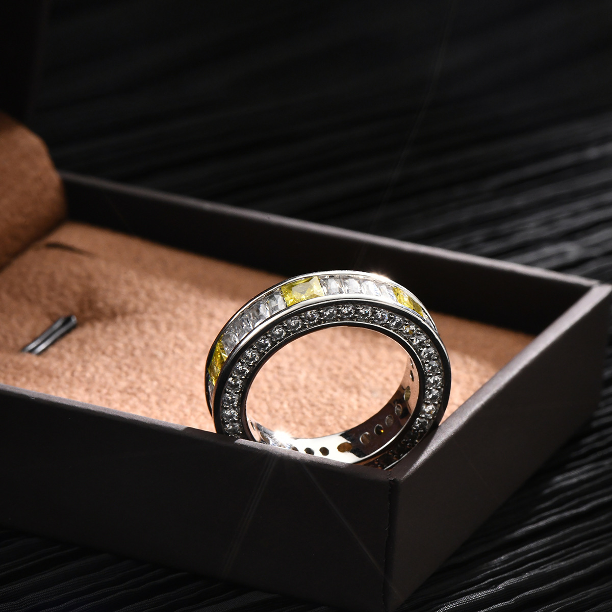 跨进热销厂家批发丝巾扣纯铜镶方锆戒指圈高档真金电镀戒指圈详情5