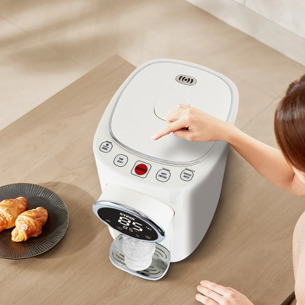 winning star 家用带液晶显示儿童锁烧水保温过热保护电热开水瓶详情4