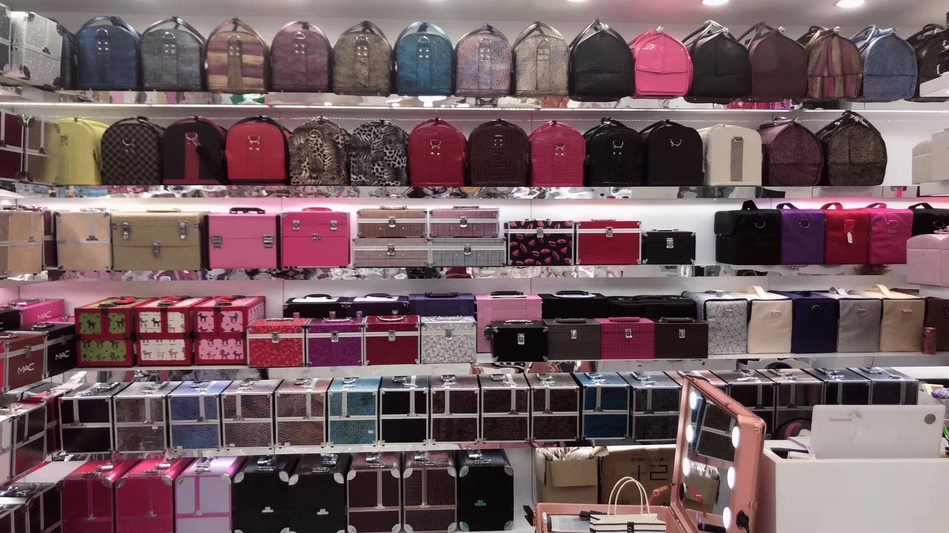 Factory wholesale double-opening two-layer color aluminum makeup boxes, nail and tattoo toolboxes, and cosmetic storage boxes in stock pic 17
