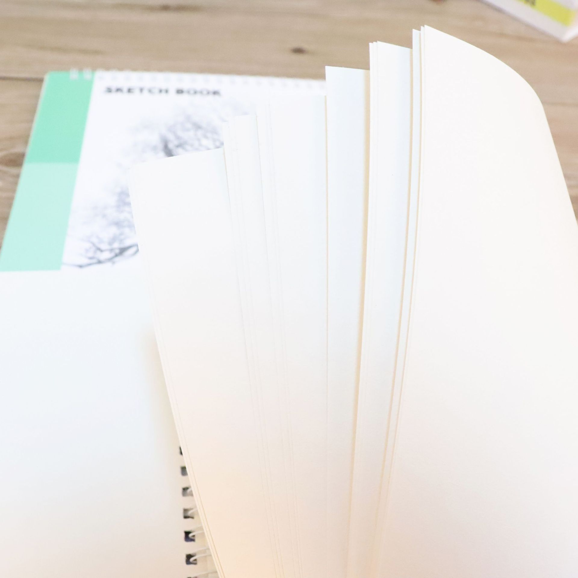 A4加厚素描本美术生画纸专用速写本16k空白图画本手绘彩铅画纸详情22