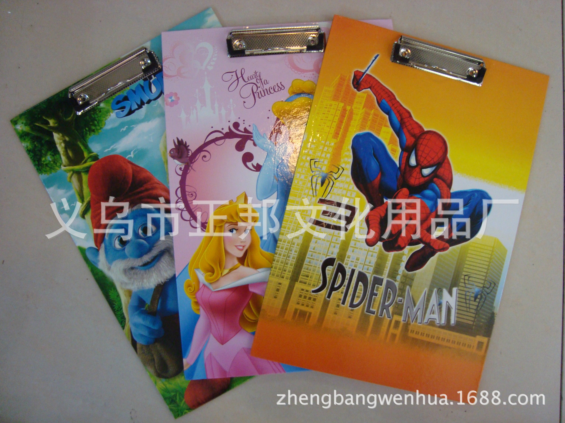 Wholesale A4A5 transparent colored plastic flat plate clamps, writing board clamps, copy board clamps, learning and office supplies from the manufacturer pic 7