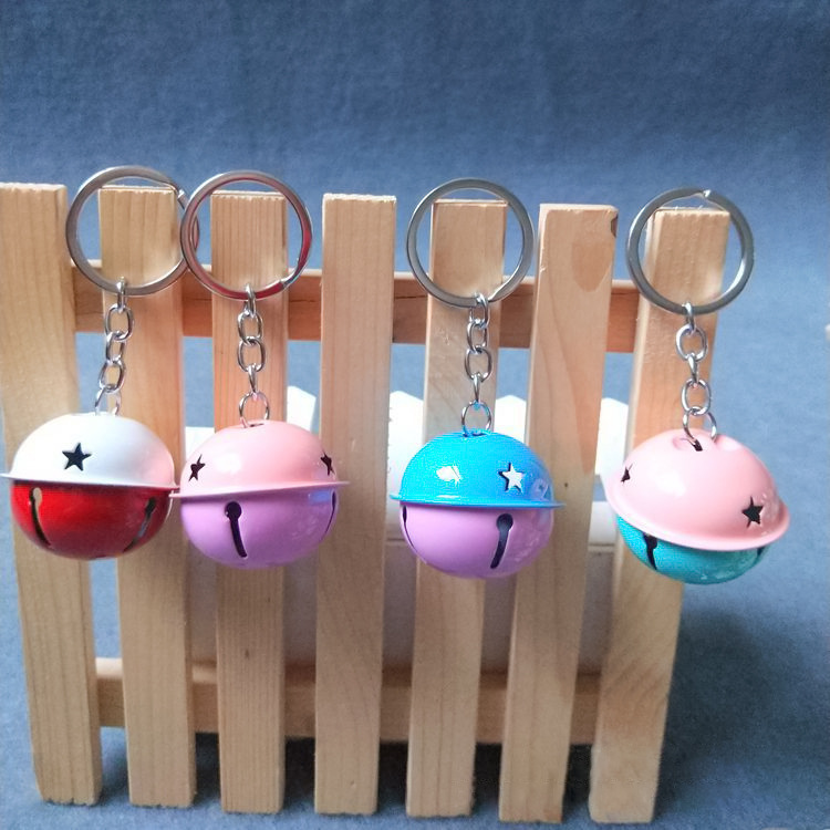 Large bell key pendants, metal colored bell key chains, key rings, wholesale at one-yuan stores pic 3