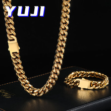 Titanium steel square snake chain necklace for men, with a light luxury and niche feel. Square snake bone chain for men, collarbone chain for women, fashionable pic 3