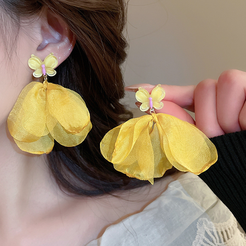 Silver needle yellow flower tassel stud earrings, super fairy-like spring and summer sweet earrings, fashionable, light luxury and high-end earrings for women pic 14