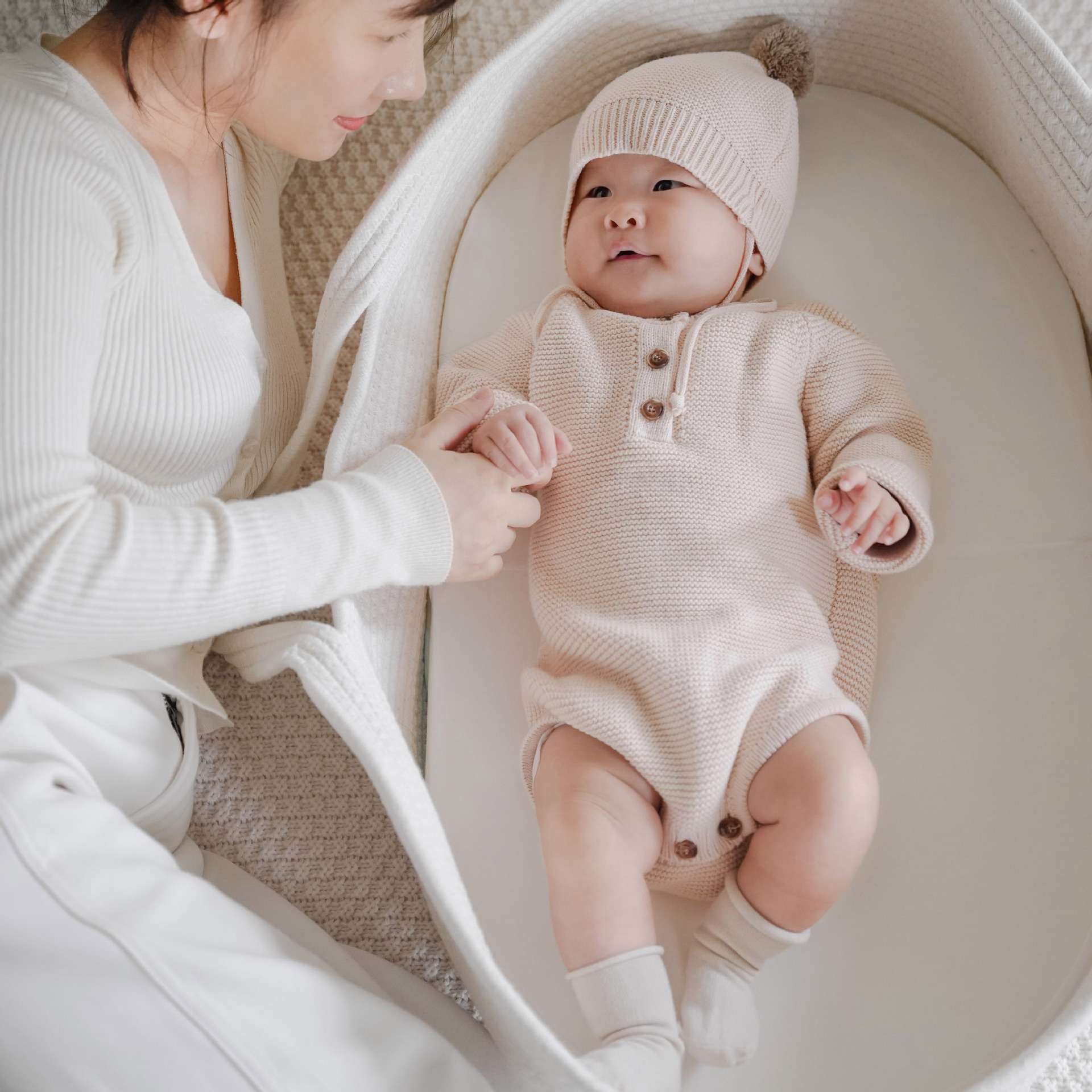 Portable pure cotton woven baby sleeping basket, portable baby crib for going out pic 27