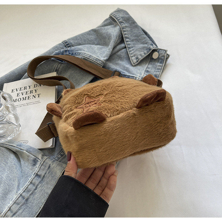 卡通玩偶稀奇古怪奇怪可爱包包女生2024新款棕色小熊毛绒包斜挎包详情13