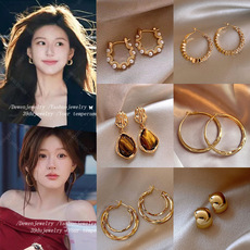 Instags-style pearl heart-shaped earrings for women, exquisite, niche, versatile and high-end stud earrings, 925 silver needle best-selling earrings wholesale pic 3