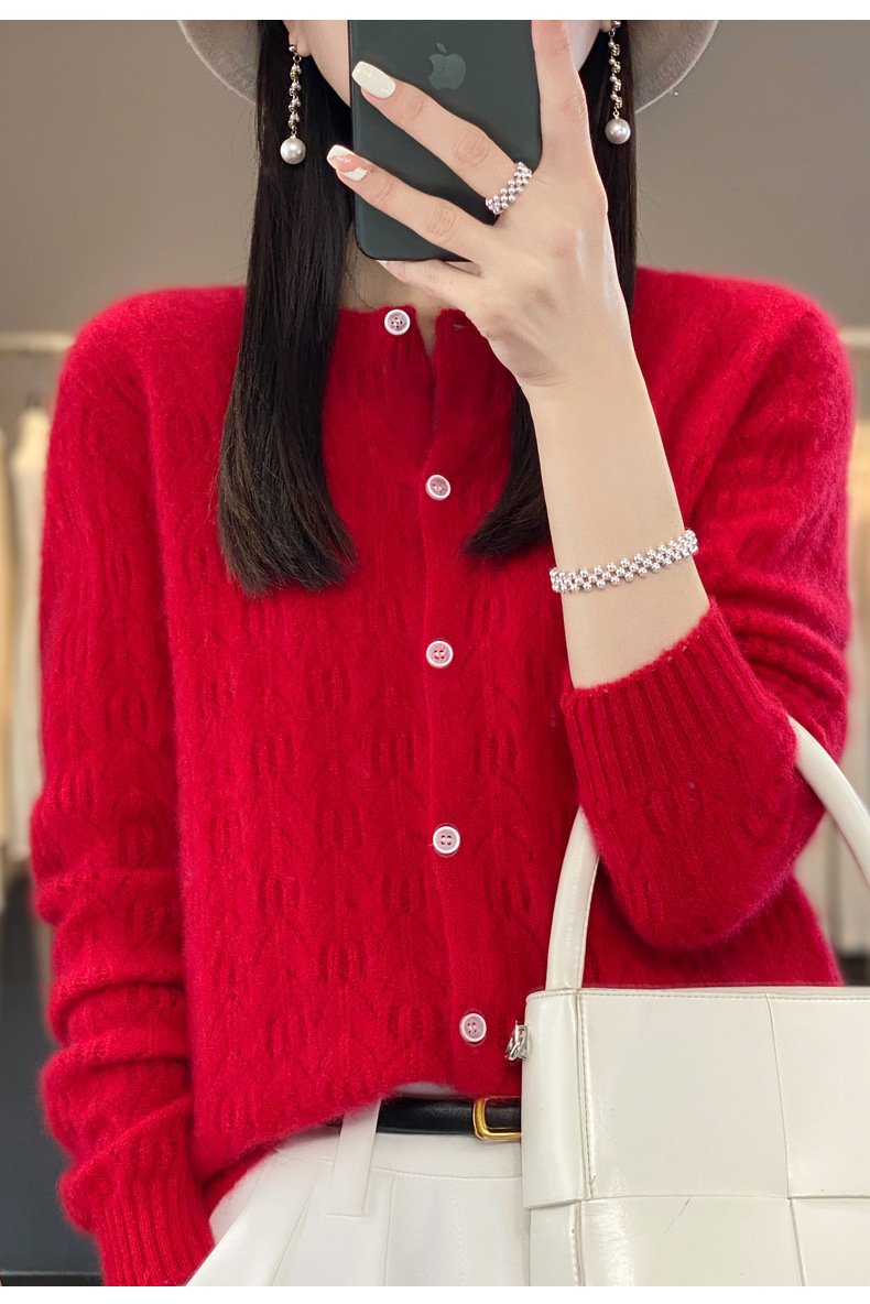 The 2023 autumn new collection features a highly anticipated hollowed-out wool cardigan jacket for women, a long-sleeved base sweater, and a thin outerwear pic 26