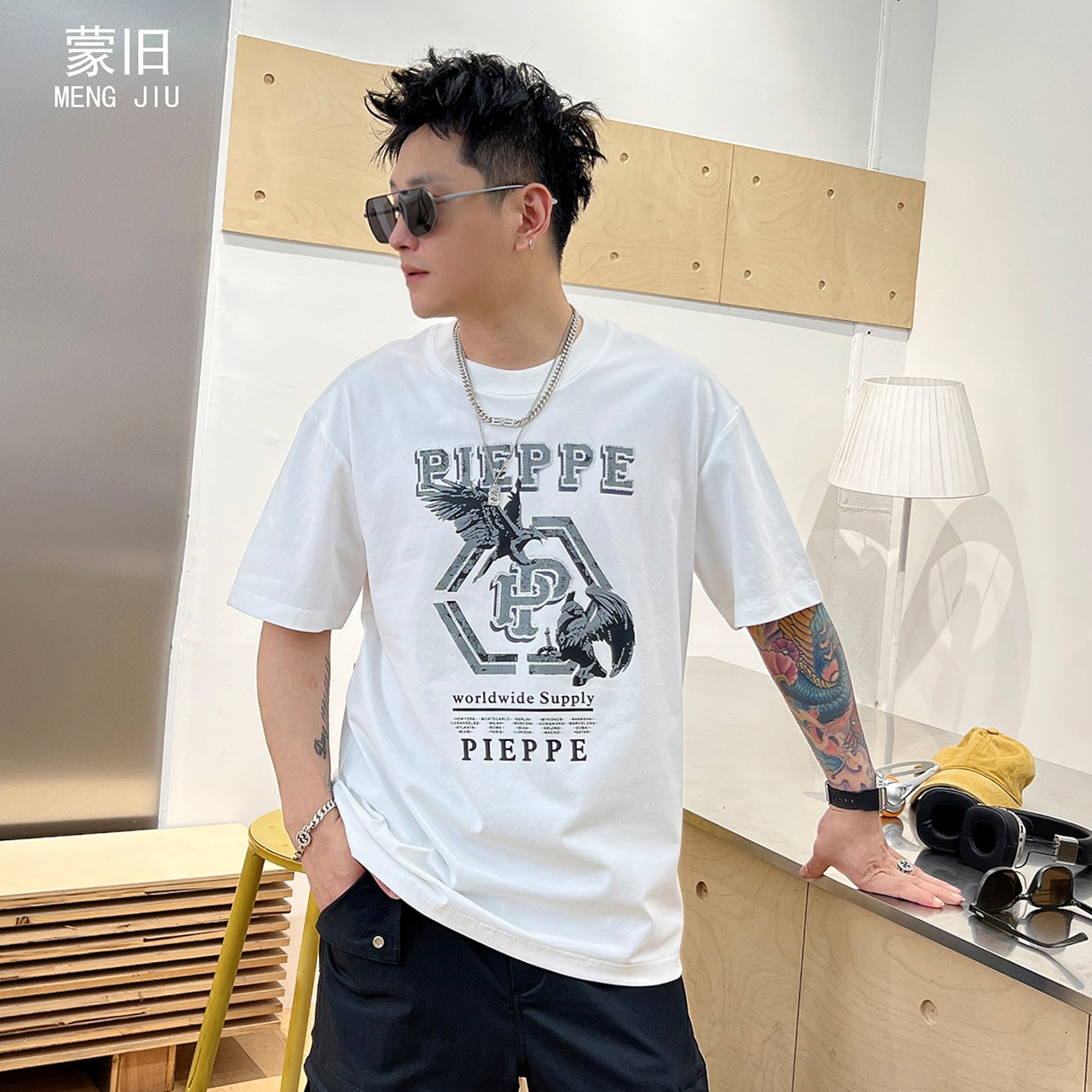 潮牌ins夏季新款t恤男宽松纯棉短袖潮流印花烫钻圆领半袖男士上衣详情2