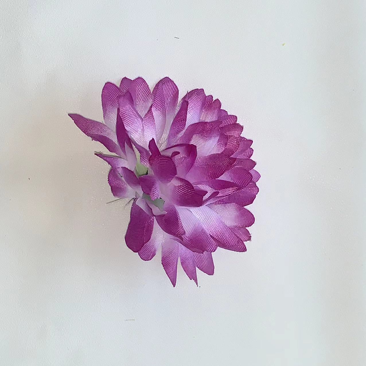 The flowers are cheap and beautiful. The flower heads are preserved flowers. We offer wholesale of fake flower arrangements for visiting graves and paying respects during the Qingming Festival pic 13